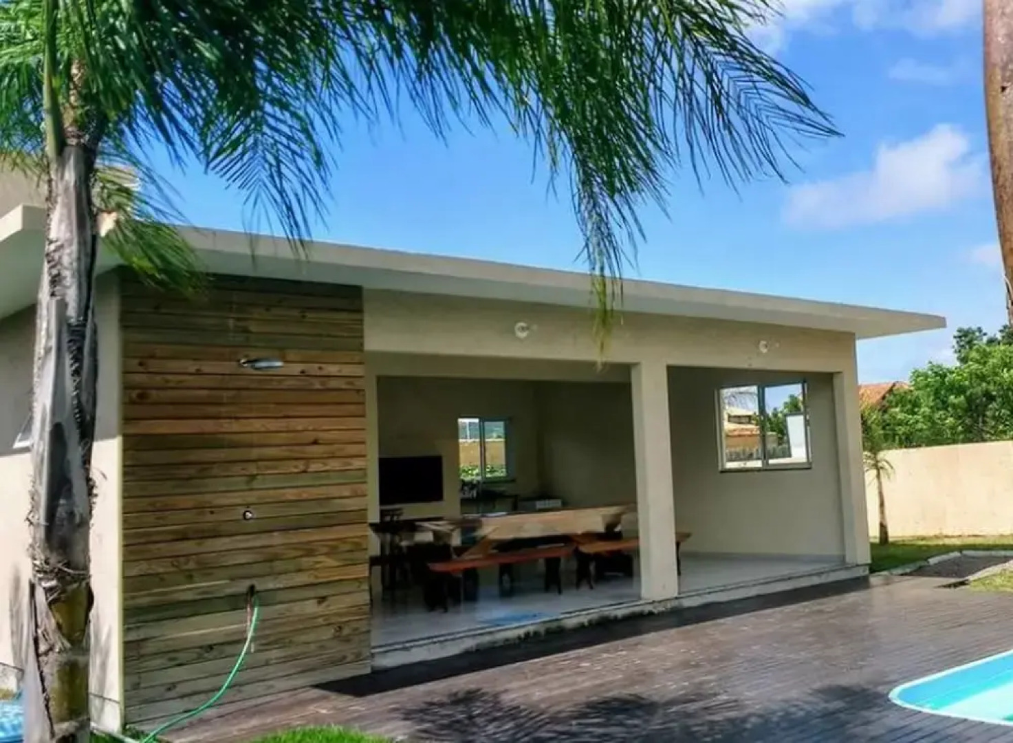 Praia do Rosa Hostel