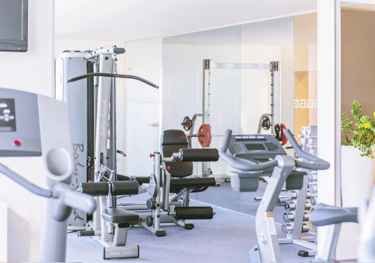 NH Bratislava Gate One