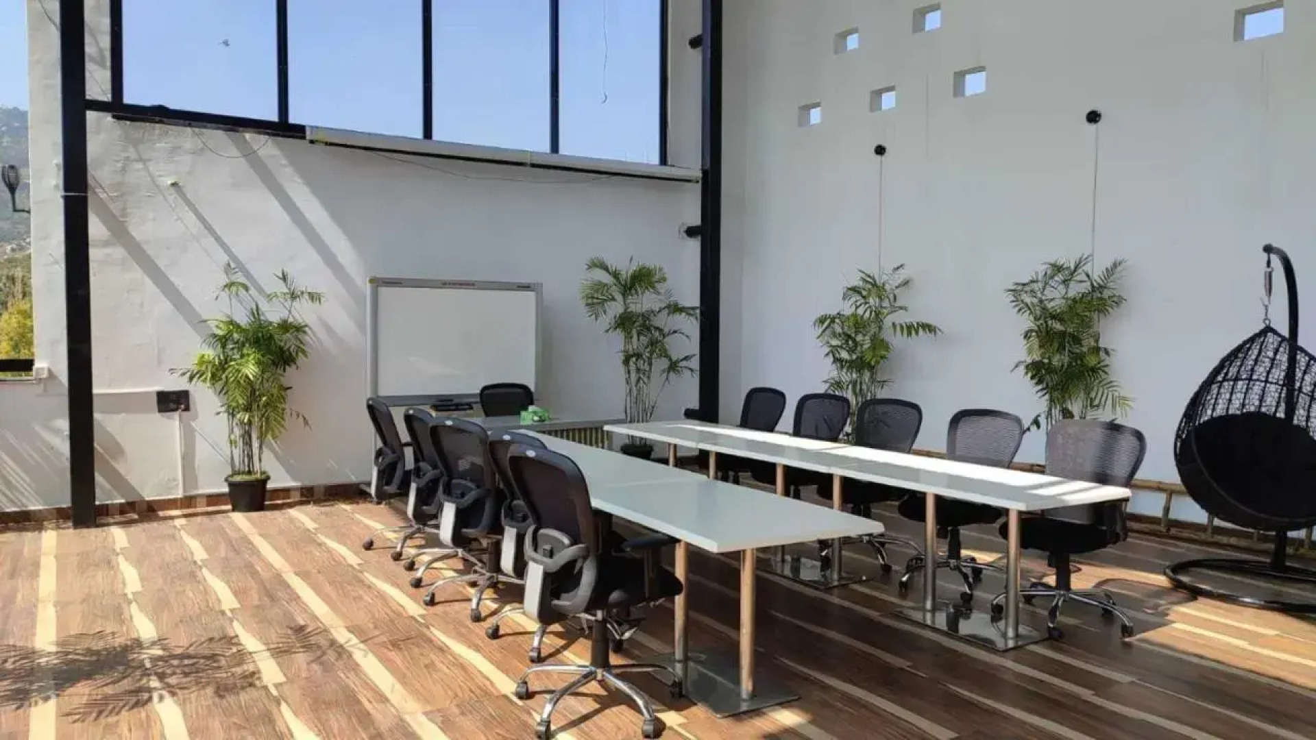 Saffronstays Mountain Nest