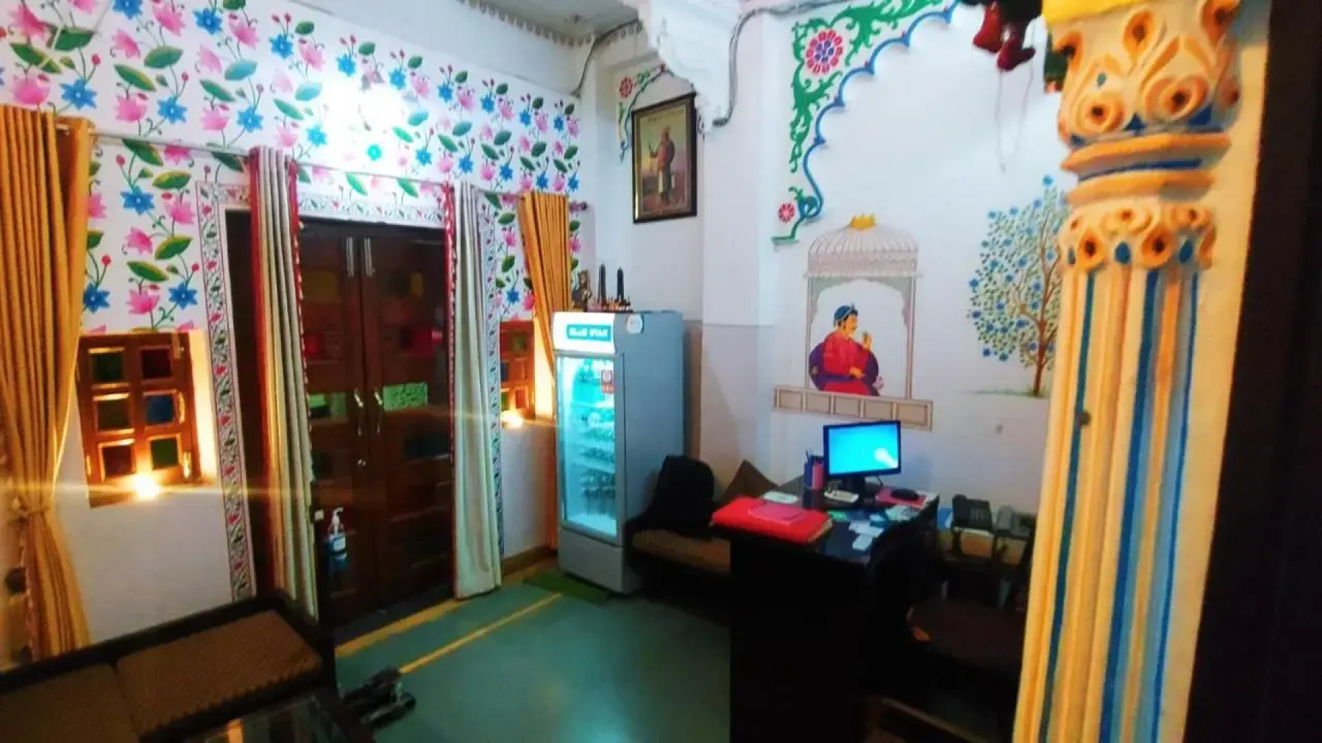 The Royal Lake View Villa