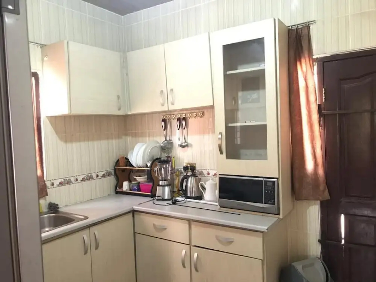 Ronna apartments at Lakeside Estates