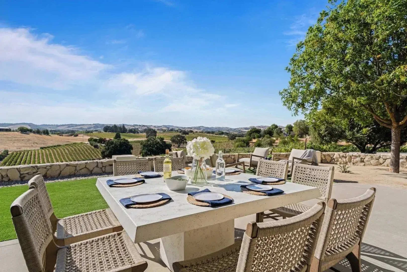 Wine Country Escape w/ Views + Wine Cellar & Gym Caterina Dusi Vineyard by Avantstay