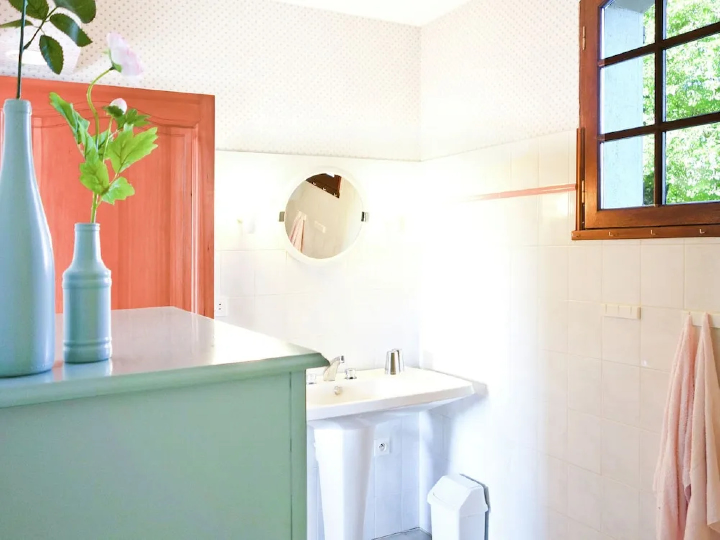 Lovely Villa in La Coquille with Swimming Pool