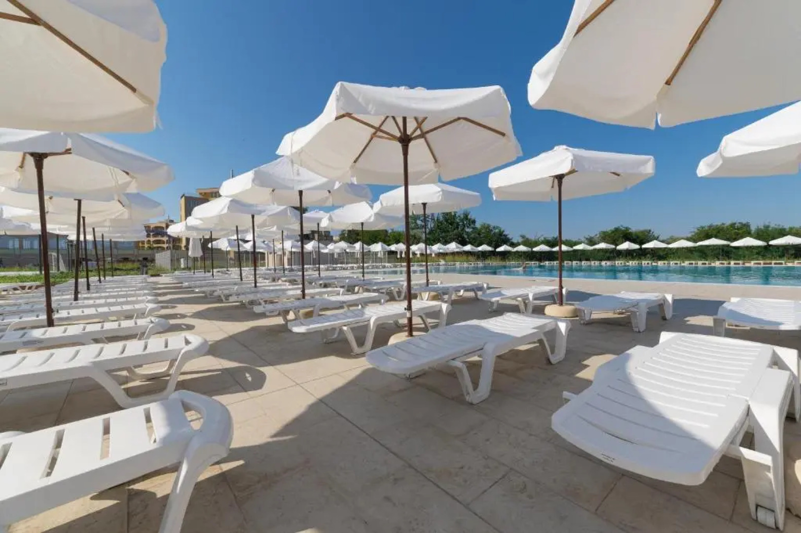 Sunrise River Beach Resort