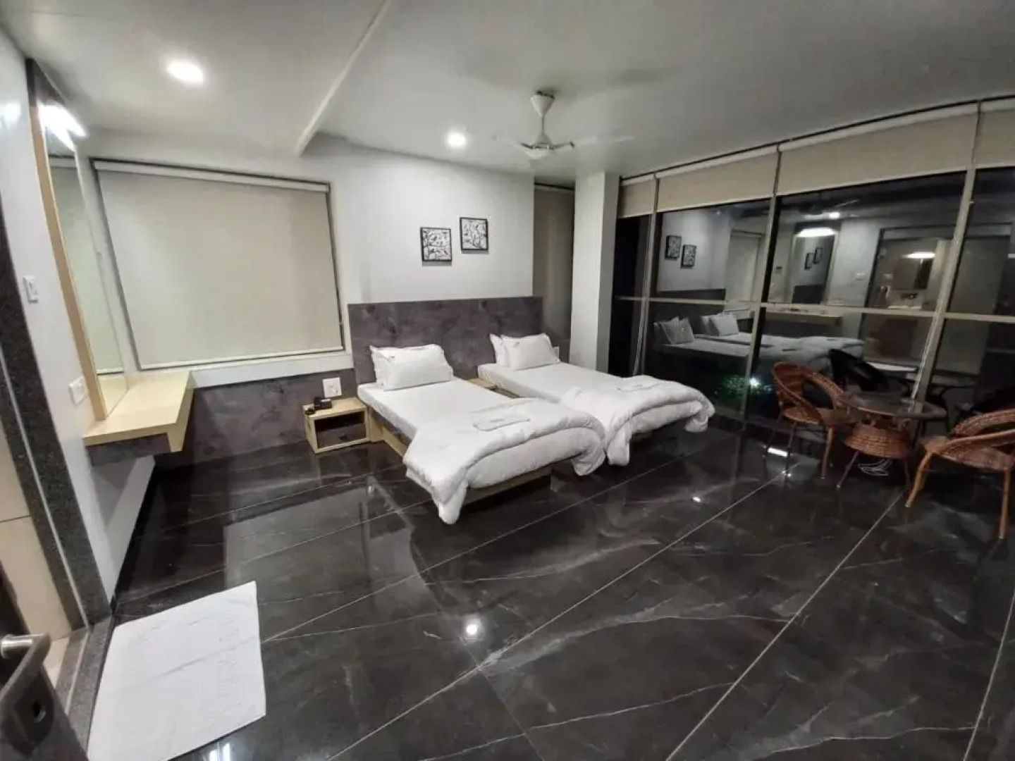 Hotel Anuradha Deluxe by OYO Rooms