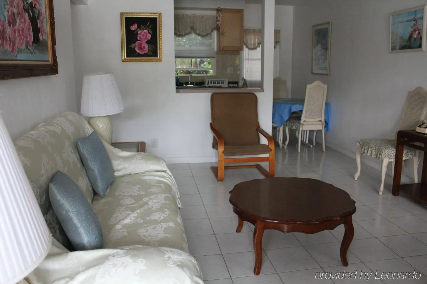 Breakaway Inn
