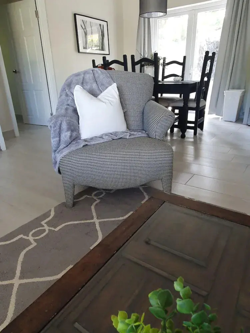 The Lane @ Rodney Bay is a newly renovated 3 bedroom house in the heart of Rodney Bay. 3 Home by RedAwning