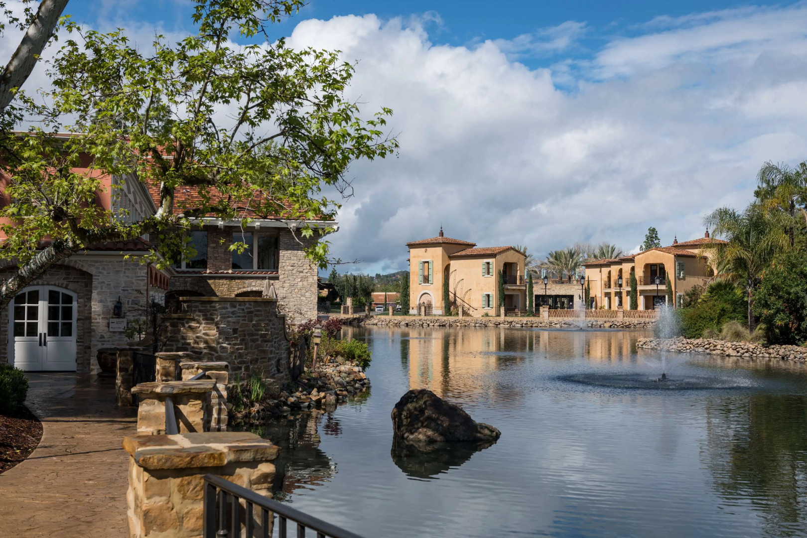 Westlake Village Inn