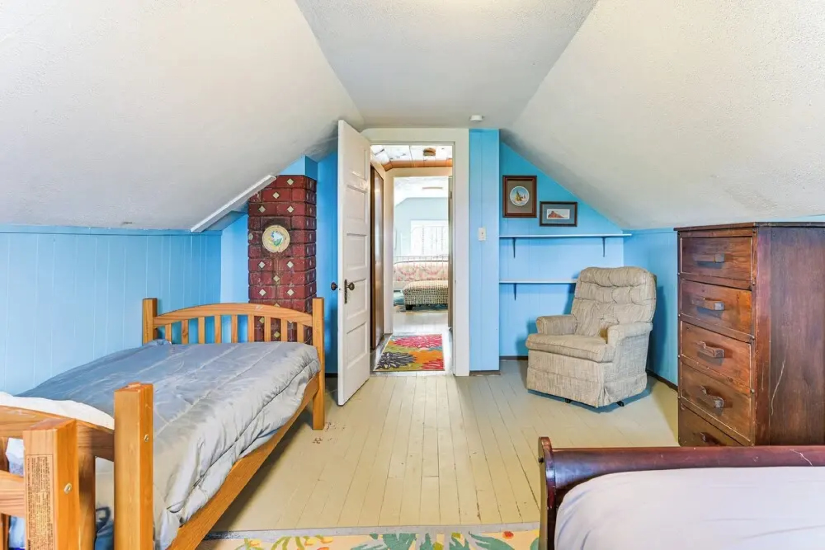 Walk to Beach: Charming Home - 3 Mi to Seabrook