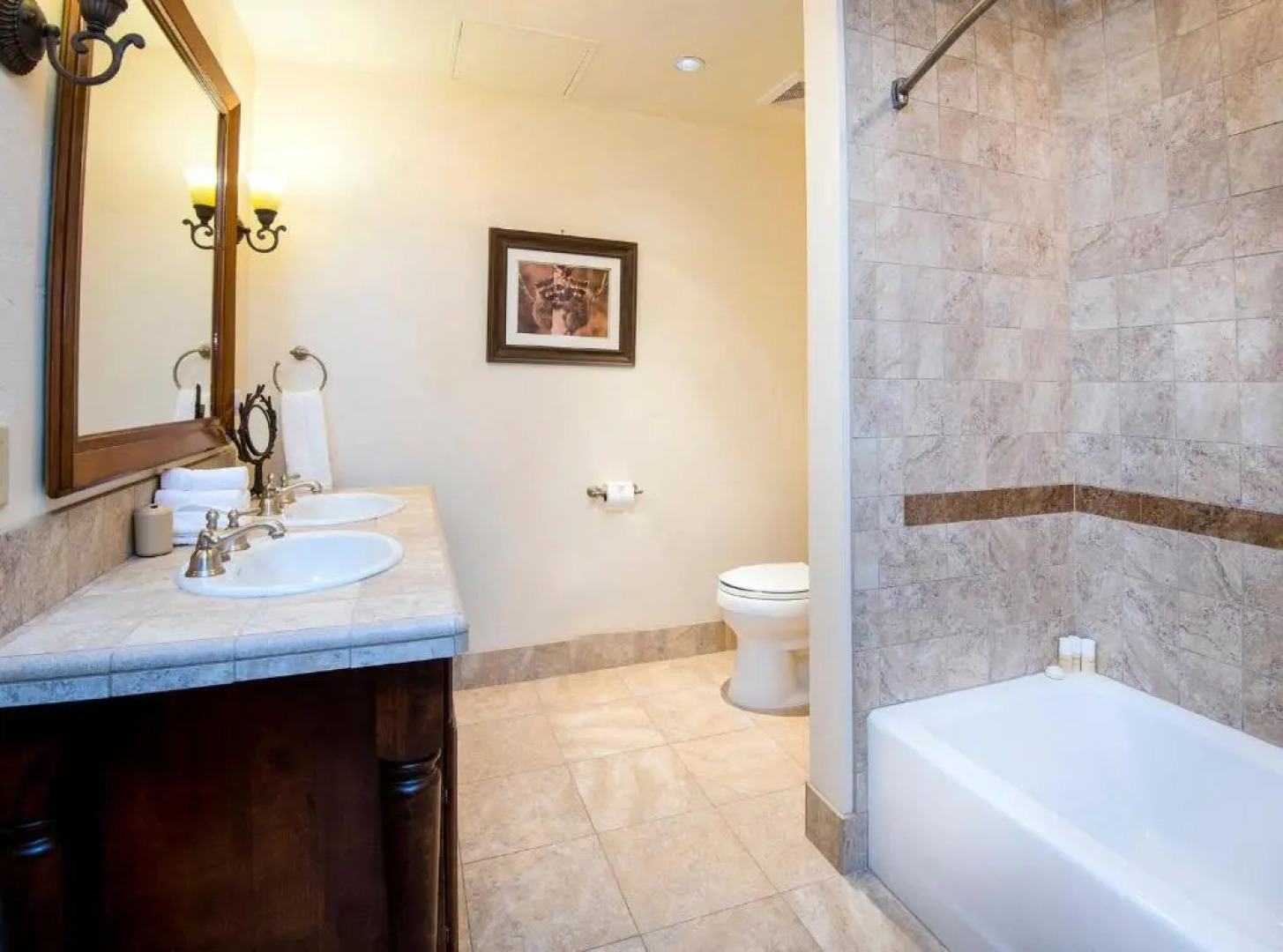 Ascent Residence 208