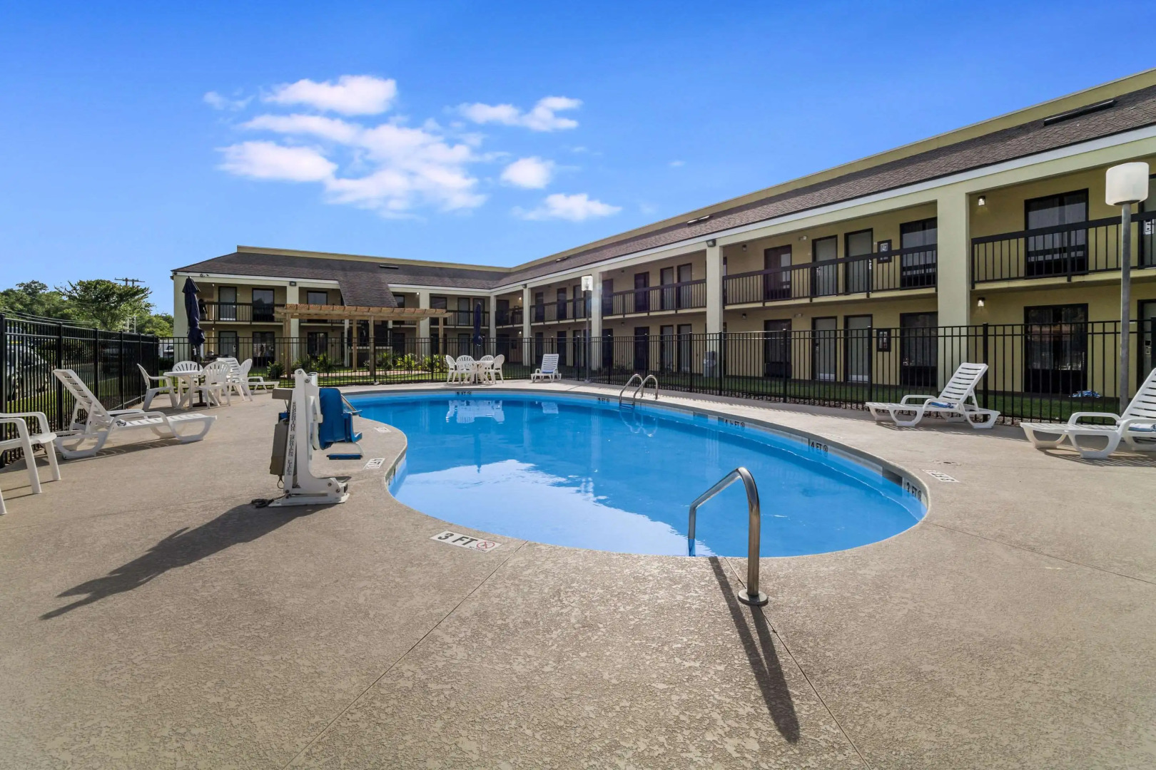 Quality Inn Coliseum