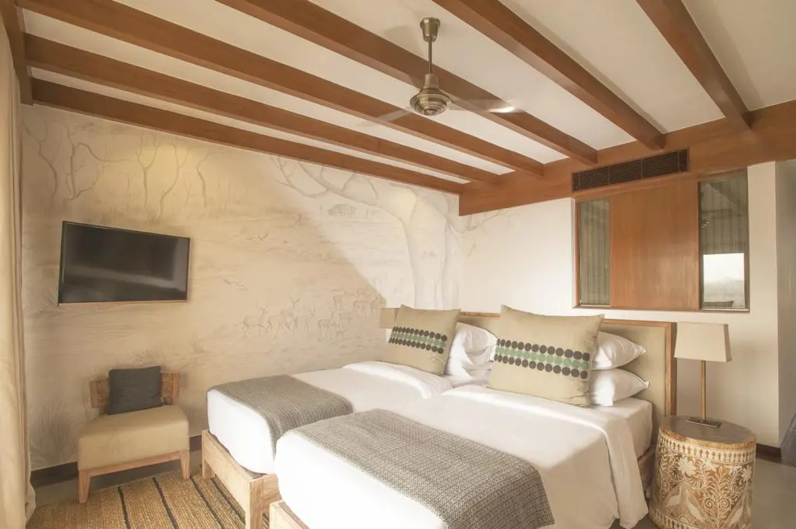 Meghauli Serai Lodge