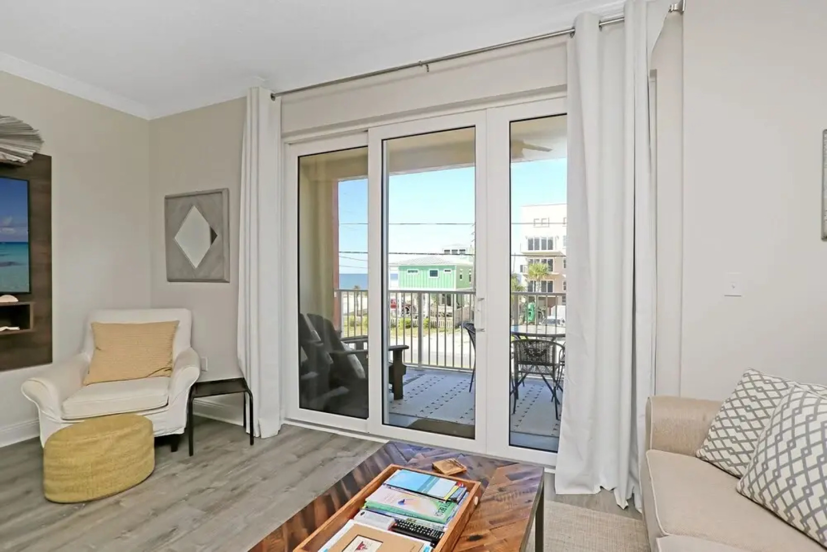 Summerhouse by Pristine Properties