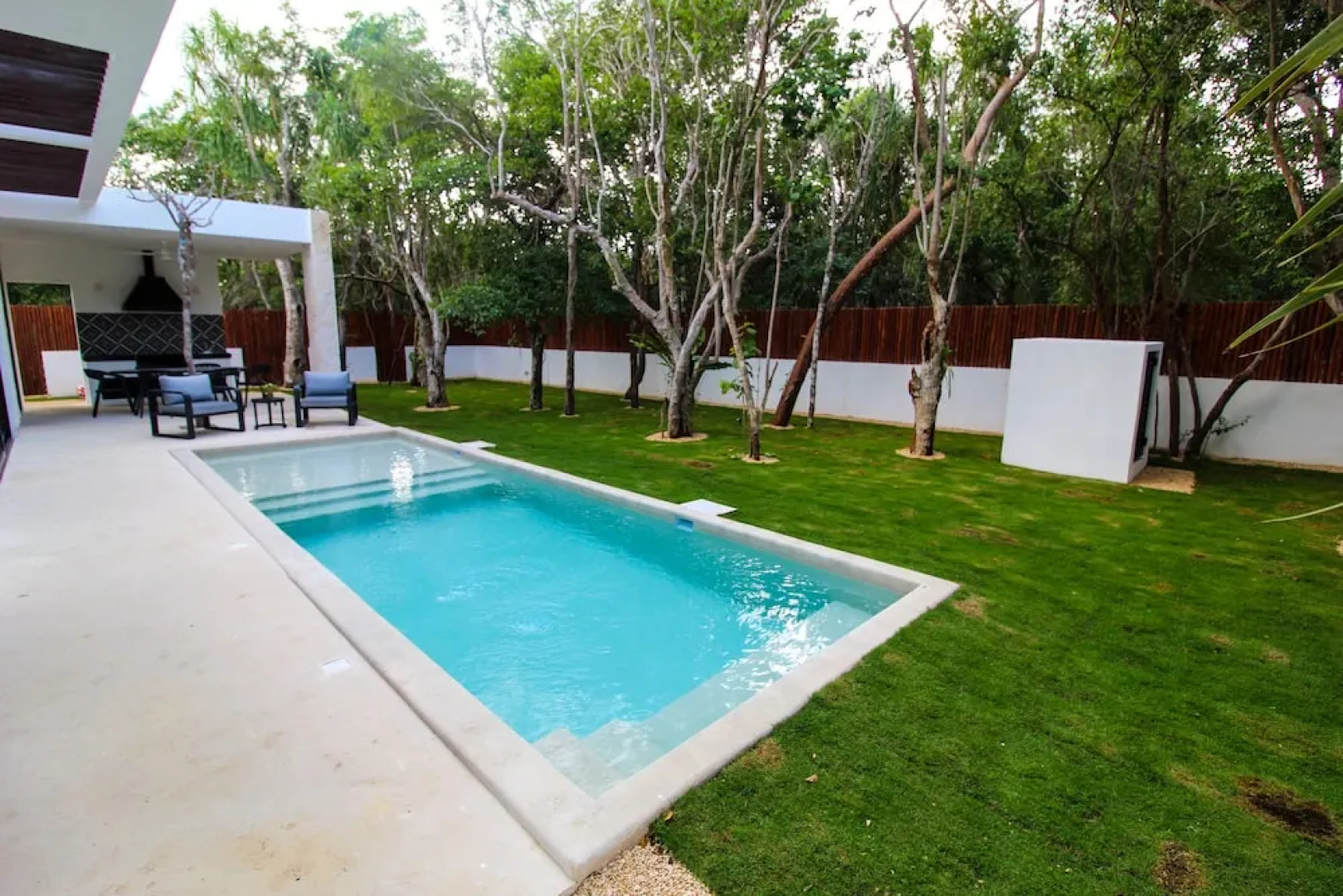 Bahia Principe Vacation Rentals - Four-Bedroom House