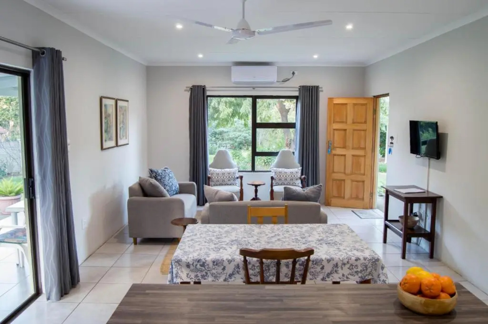 870 on Riverview Drive