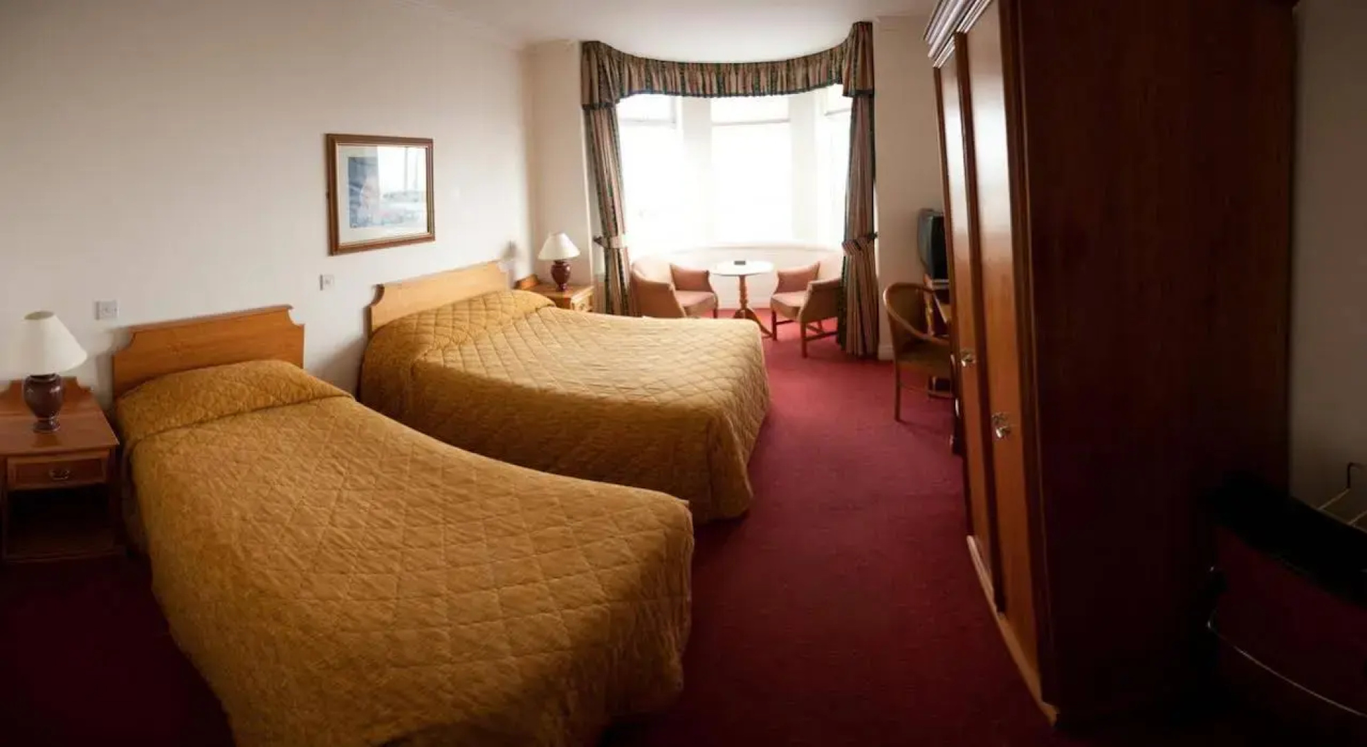 White Sands Hotel
