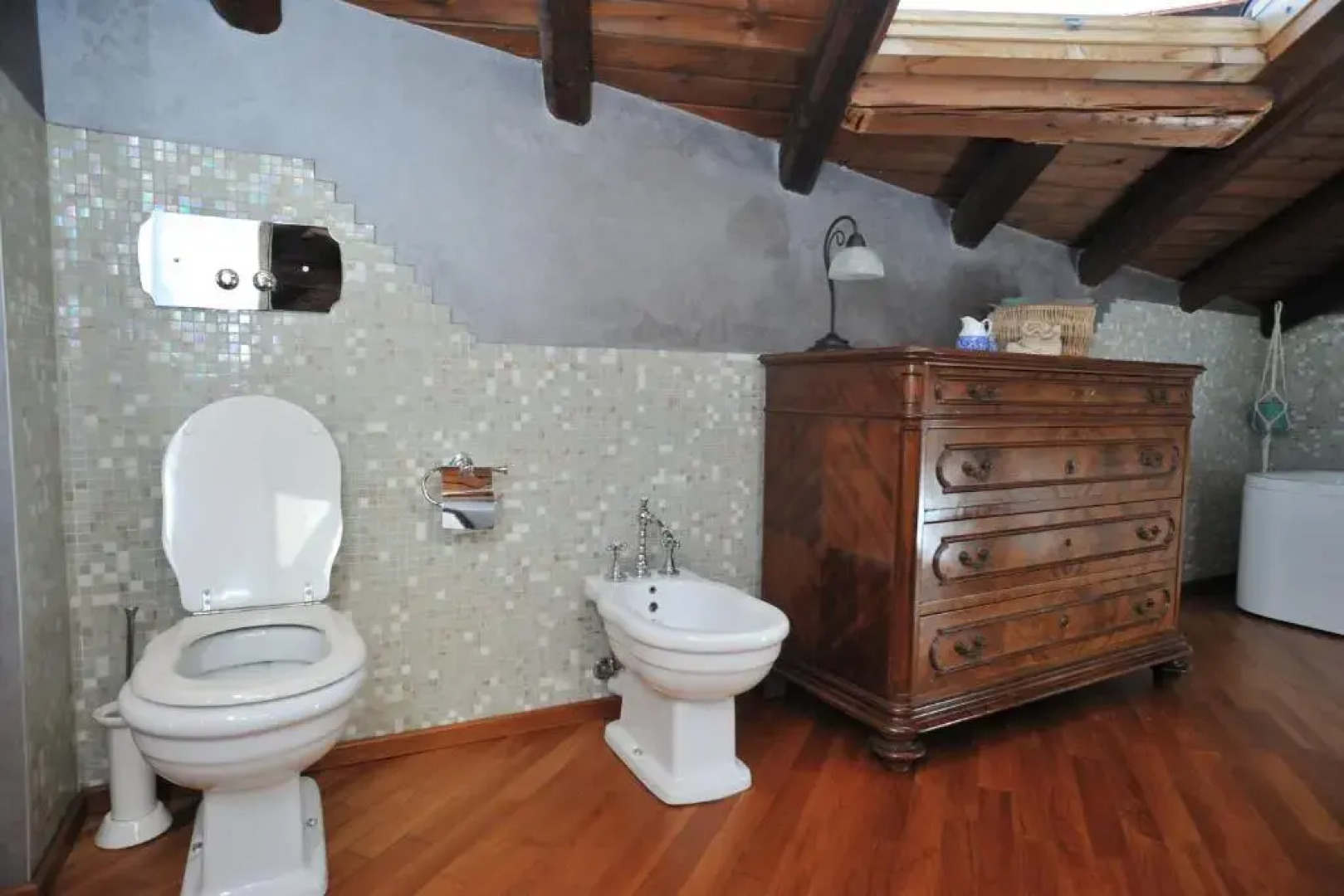 Stone Cottage Deluxe