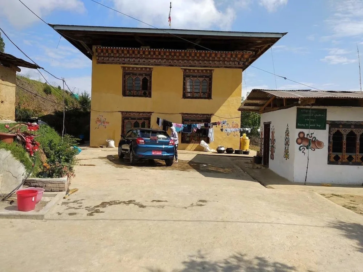 Thuji Homestays