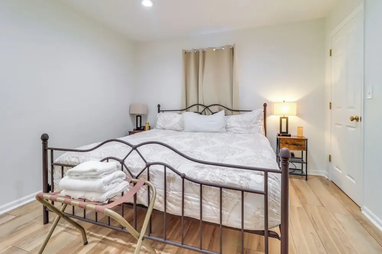 7 Mi to Downtown: Toledo Apt Near Franklin Park