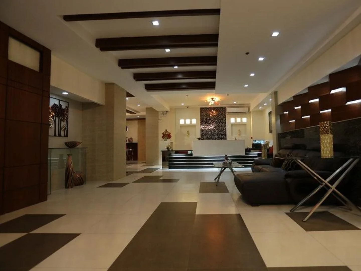 Ey Miner Suites Borromeo