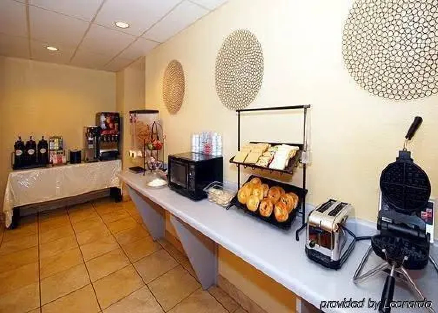 Quality Inn & Suites Downtown