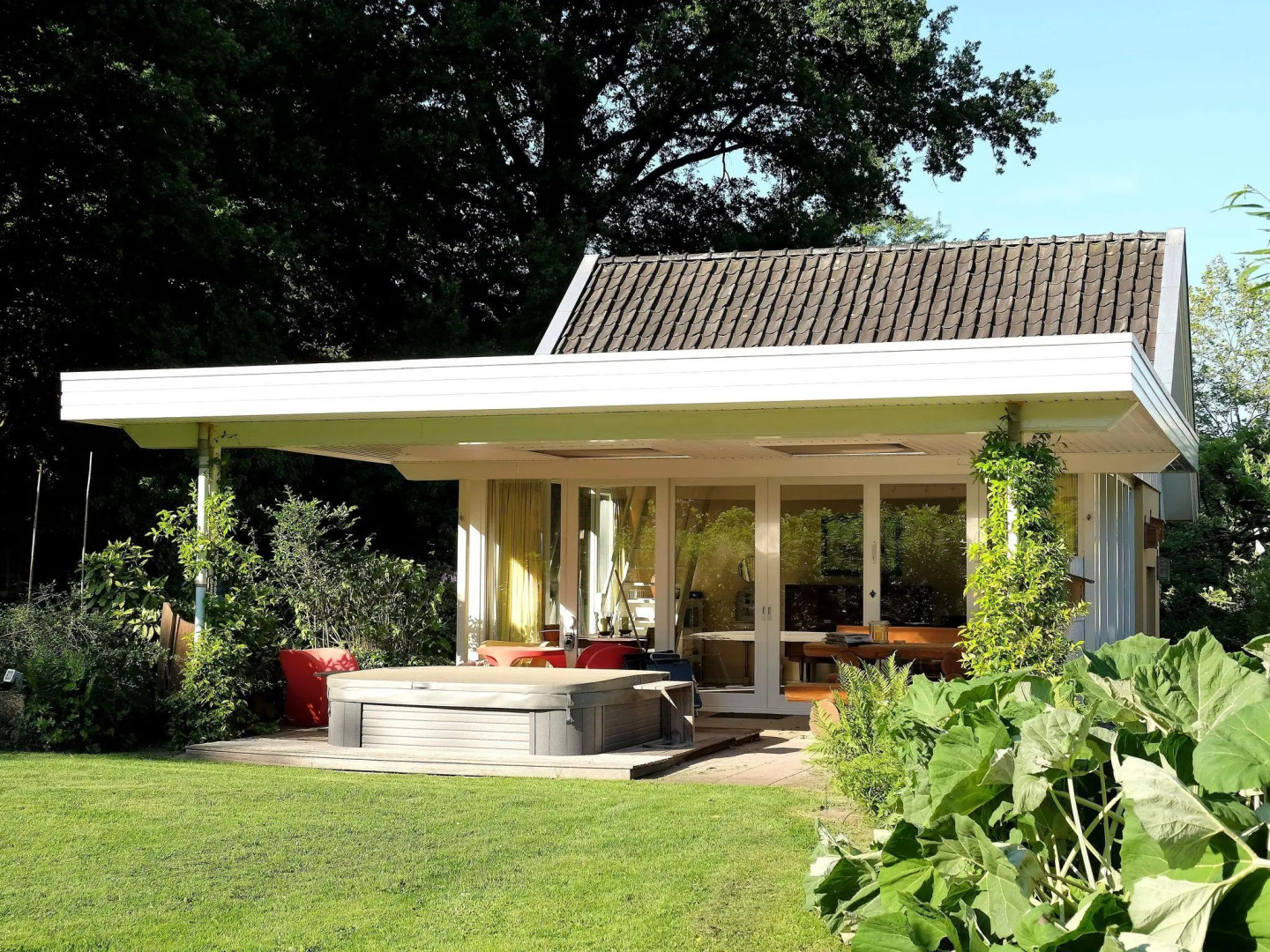 Beautiful Holiday Home in Oldenzaal with Hot Tub