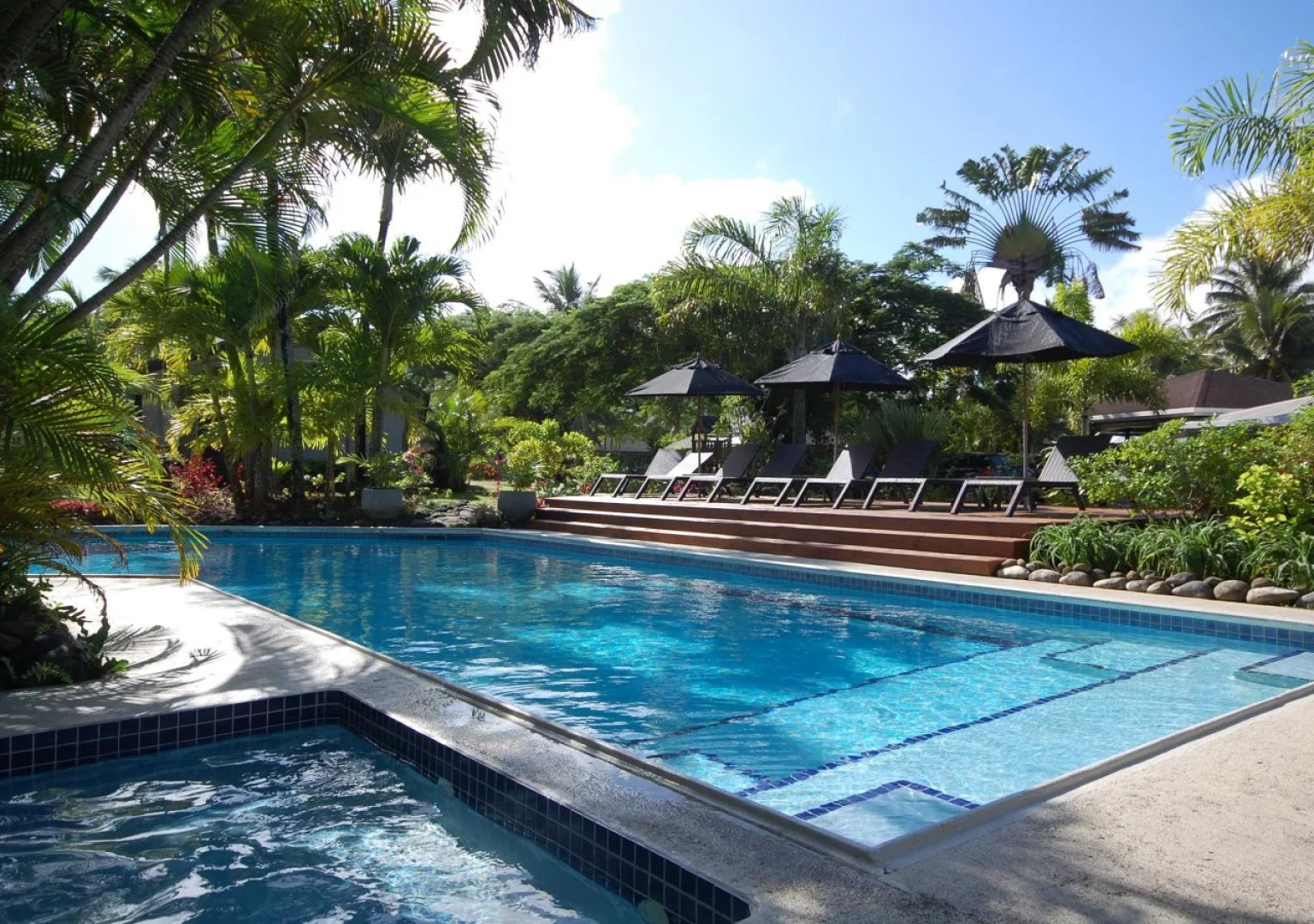 Lagoon Breeze Villas