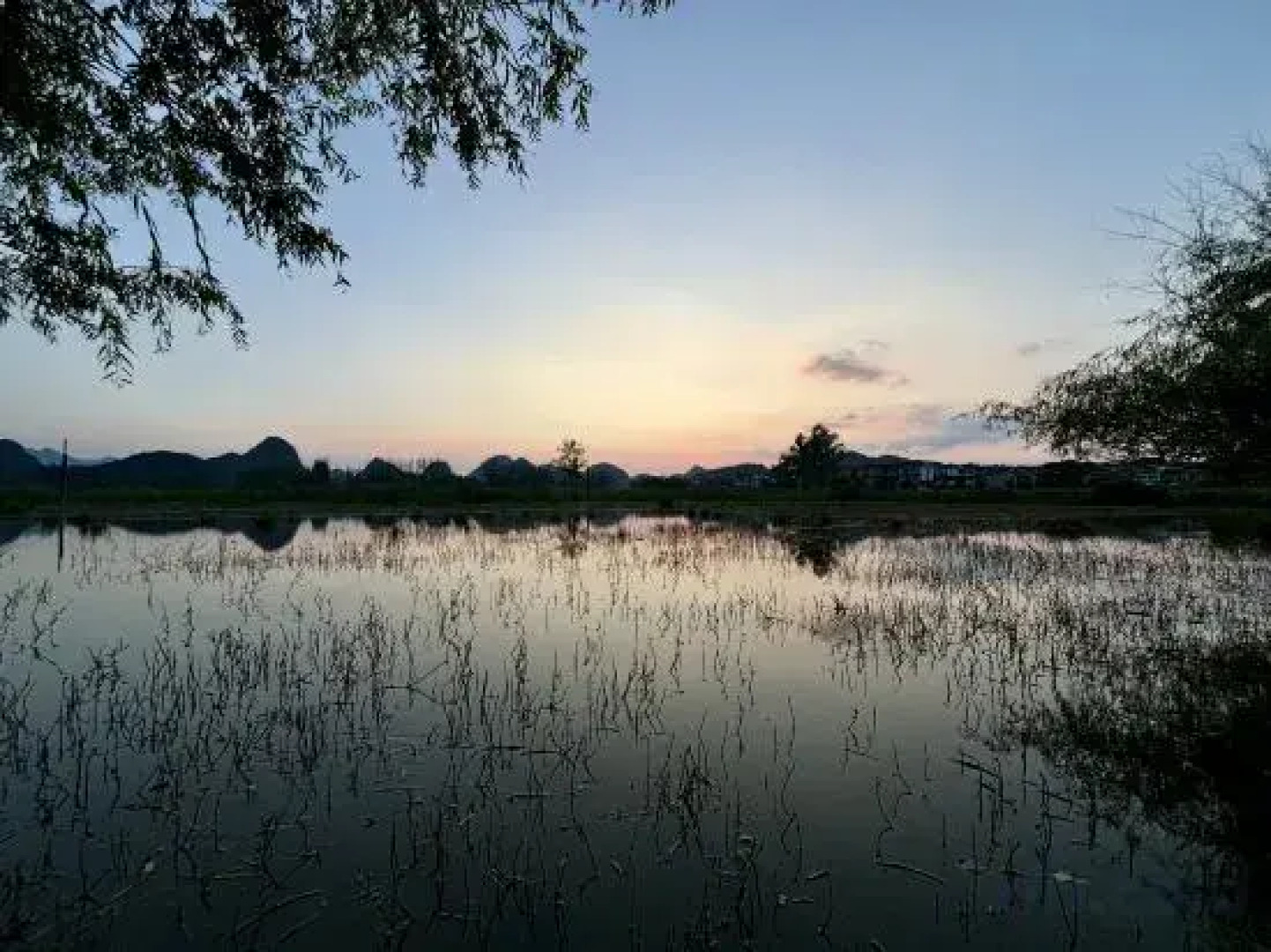 Yuejingyun Lake View Hostel