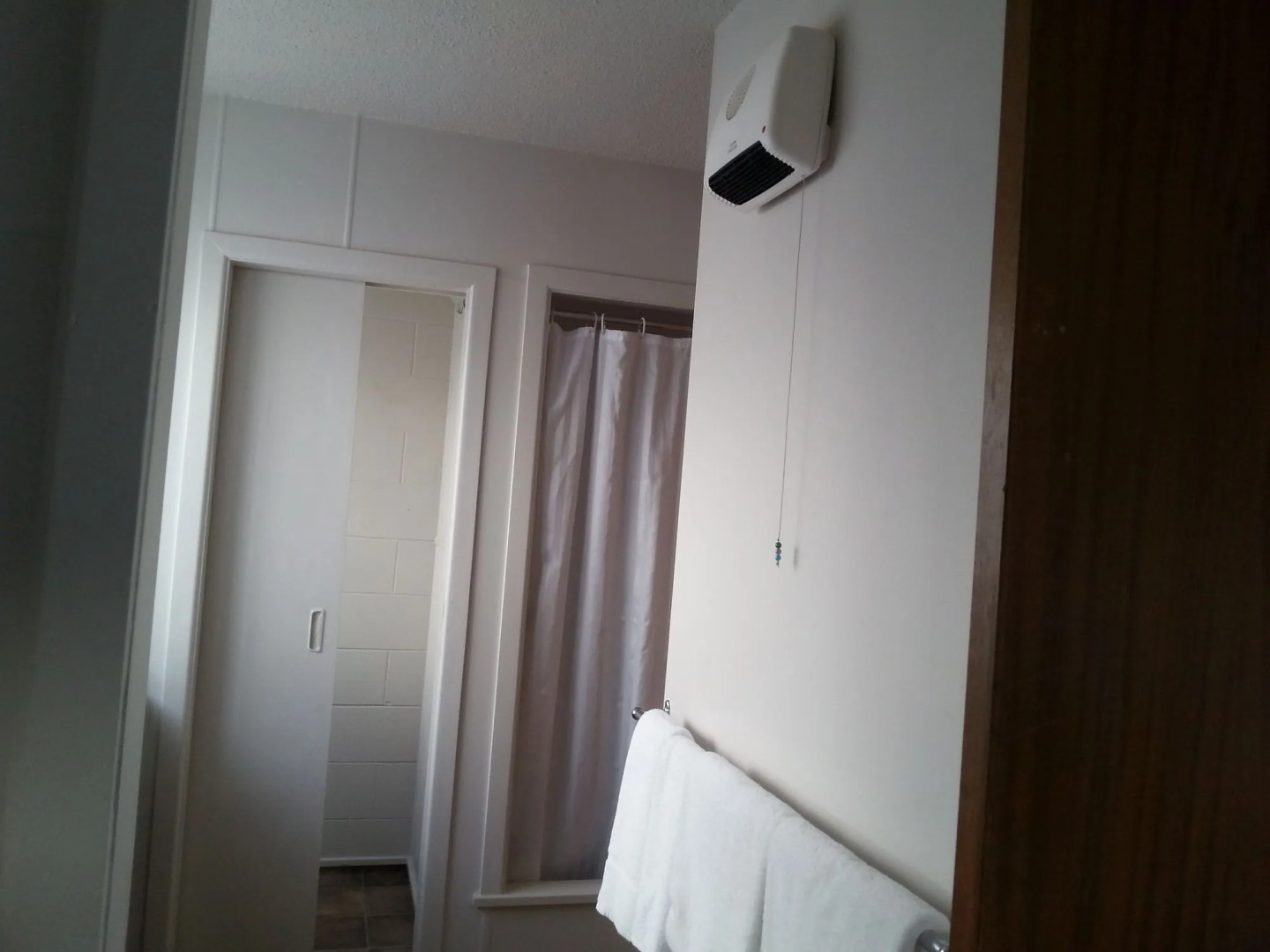 Acacia Lake View Motel