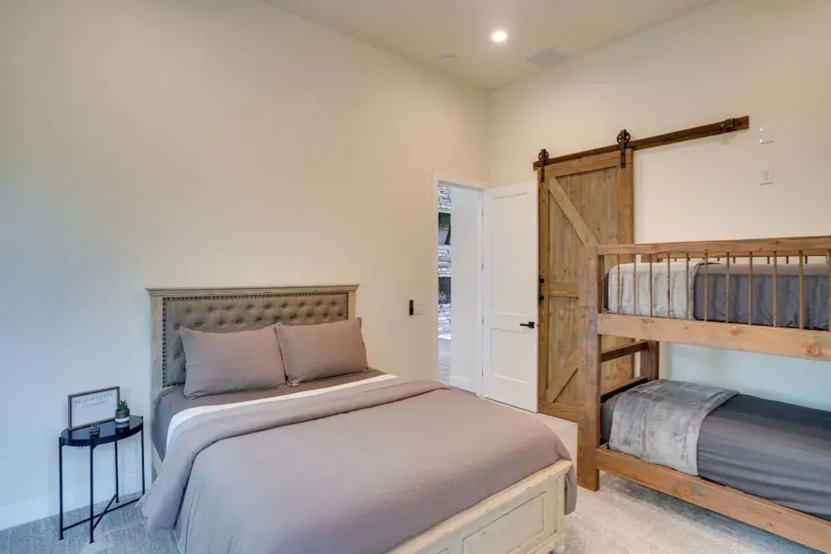 Chic Utah Getaway w/ Fireplace, Sauna & 2 Decks!