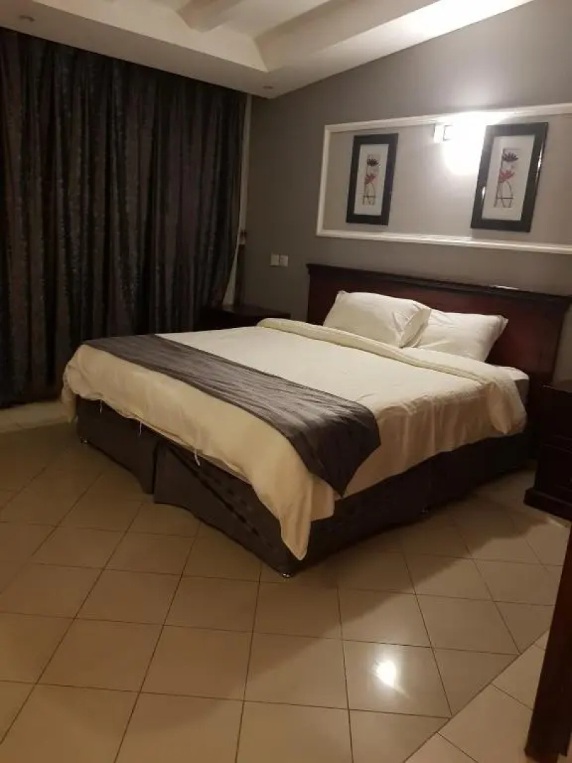 Almeswari Suites