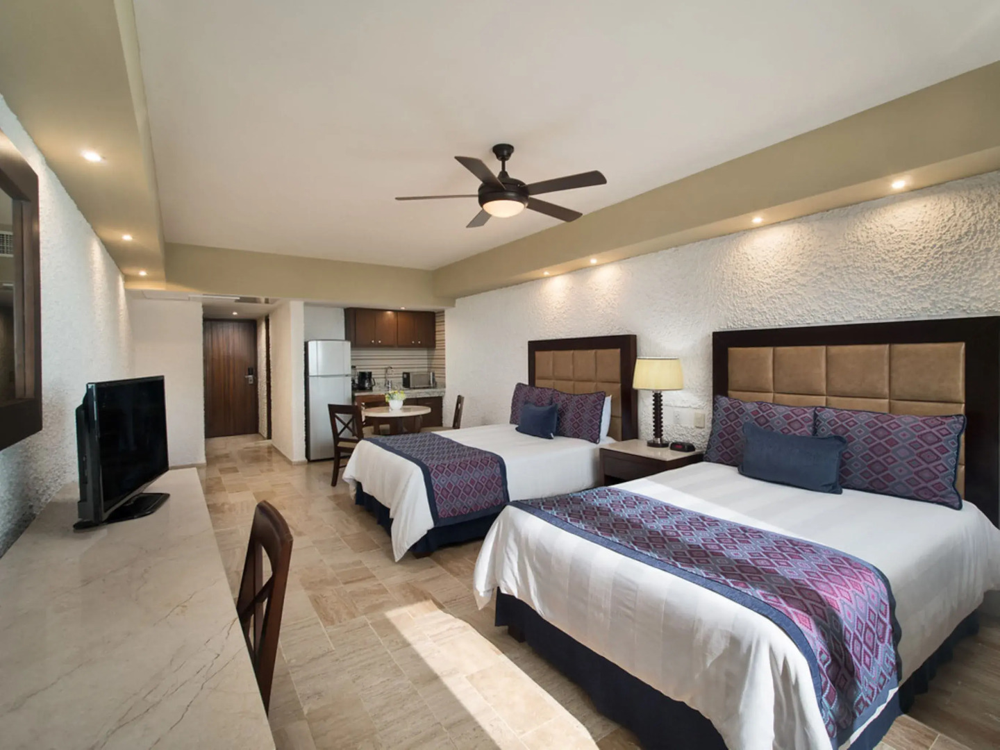 El Cid El Moro Beach Hotel