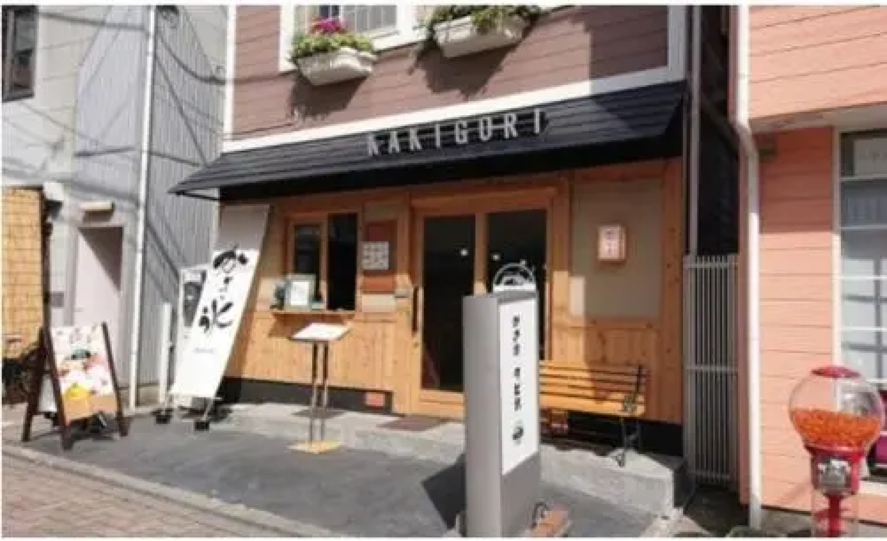 Rebeasu Katase Enoshima WEST 105