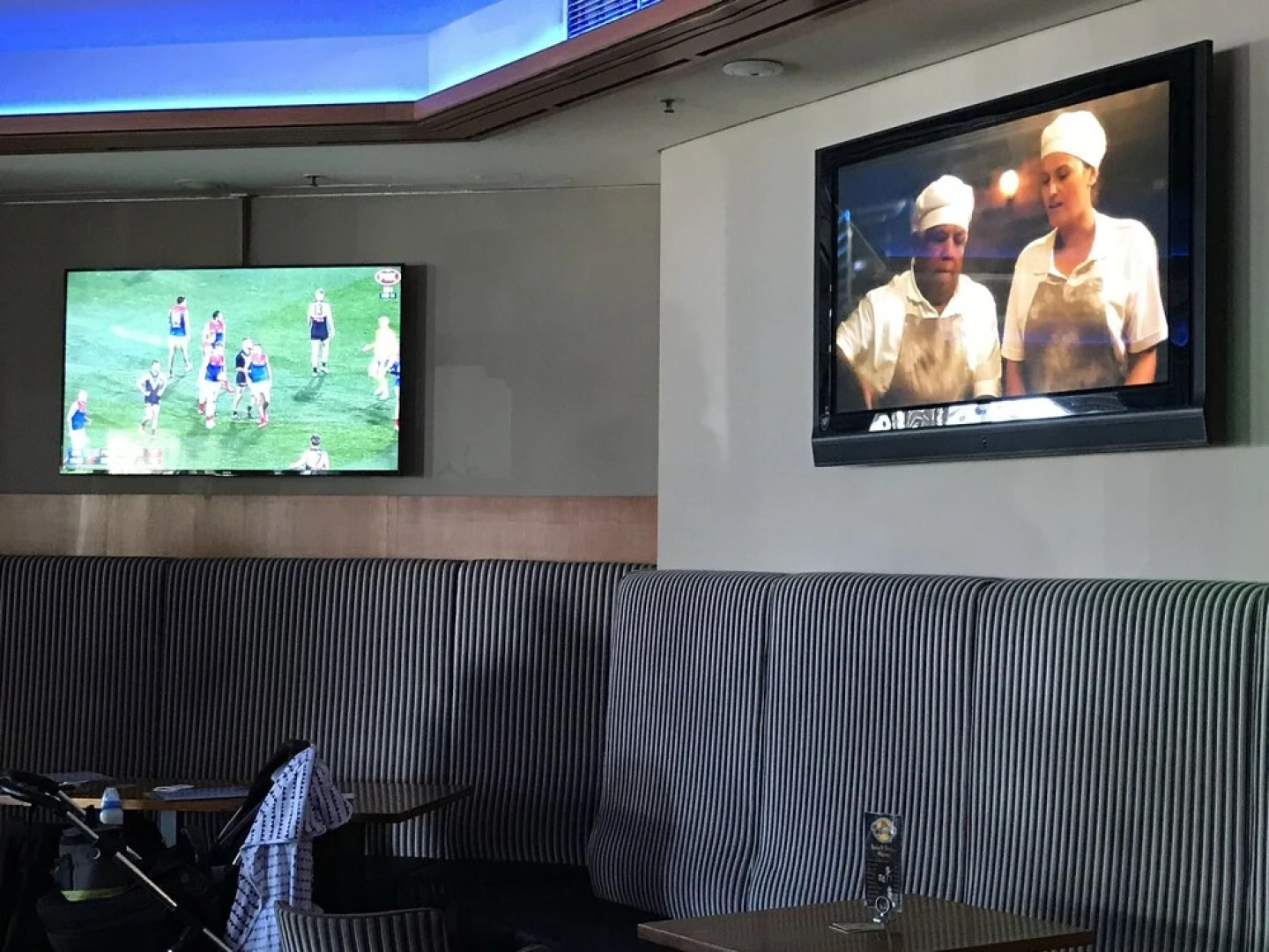 Grand Hotel Apartments Gold Coast by owner