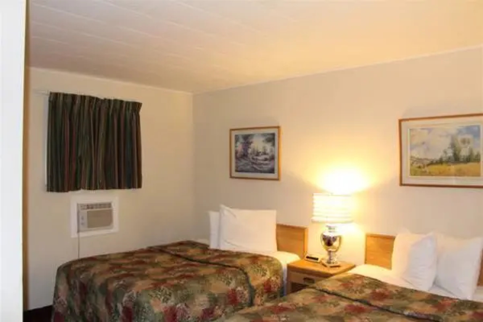 Roger's Motel