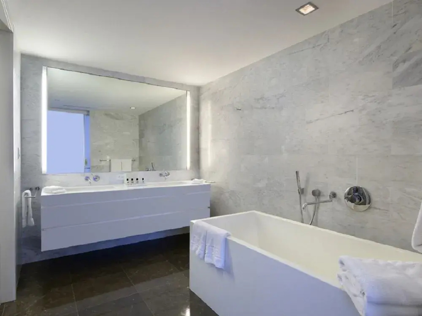 Santa Barbara Hostel