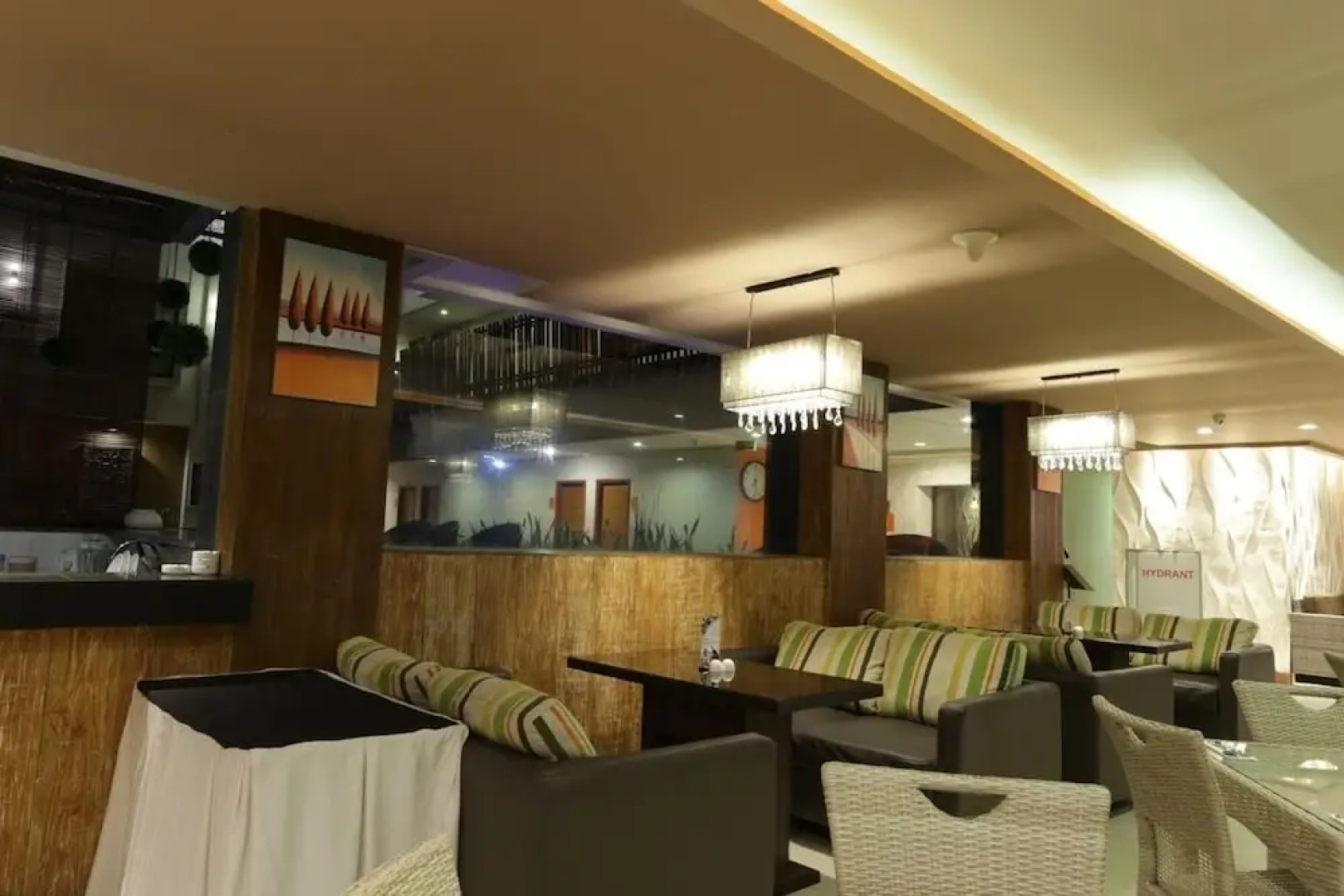 RedDoorz @ Sunset Road Kuta