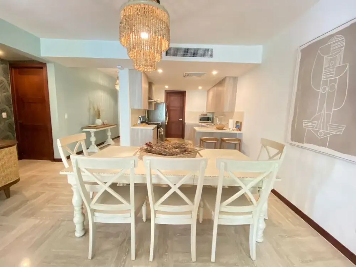Charming Two-bedroom Apartment in Portillo