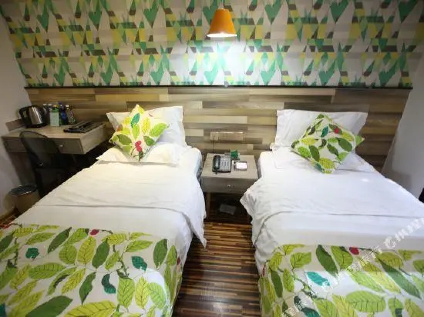 Plateau Impression Hotel (Xining Dongguan Dasi Mojia Street)