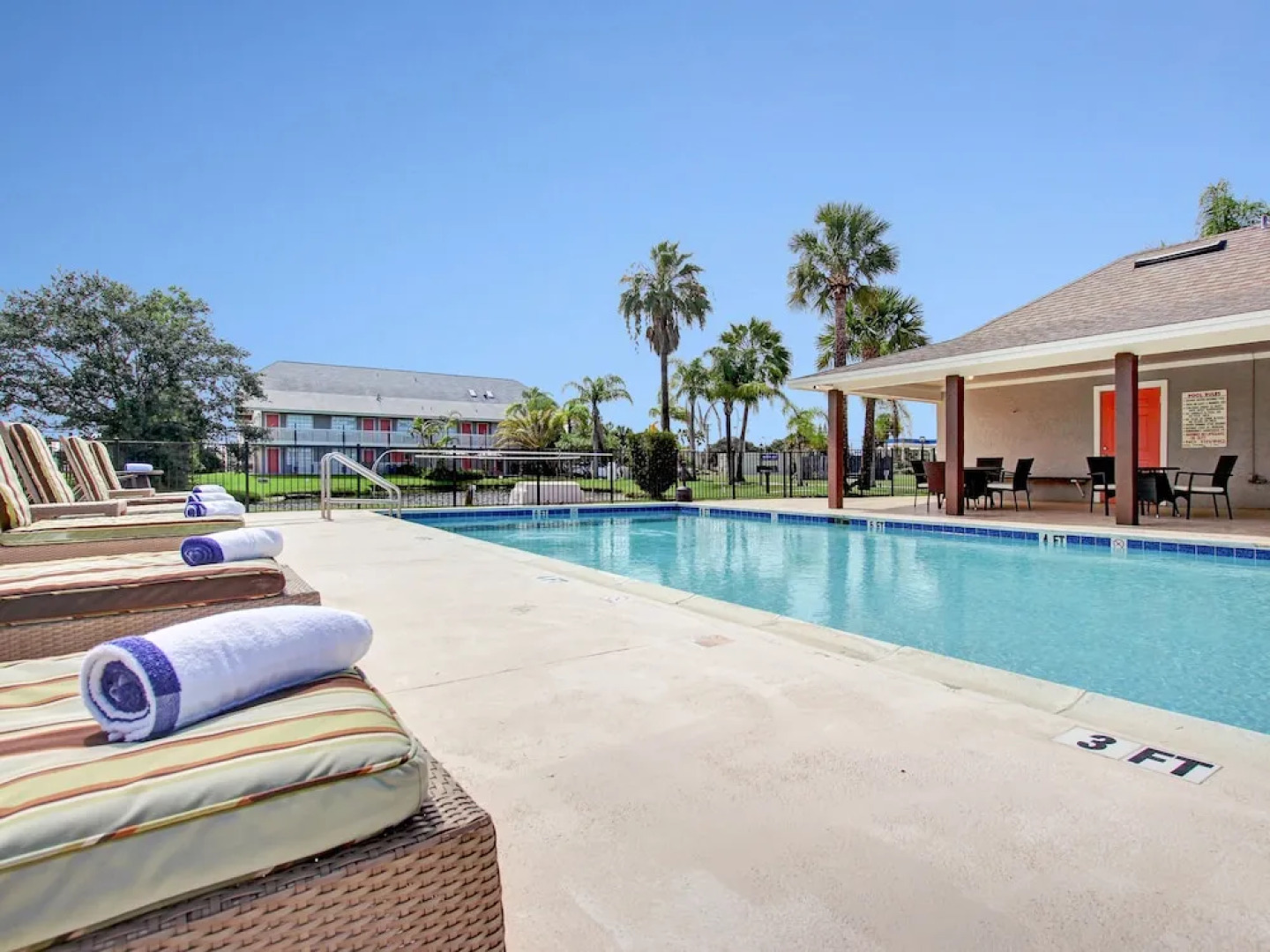 The Palmer Inn & Tennis Club