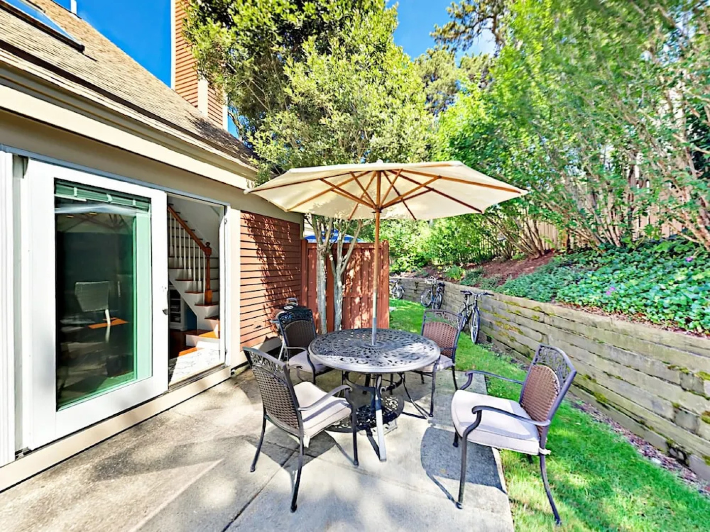 Charming Cape Townhouse by RedAwning