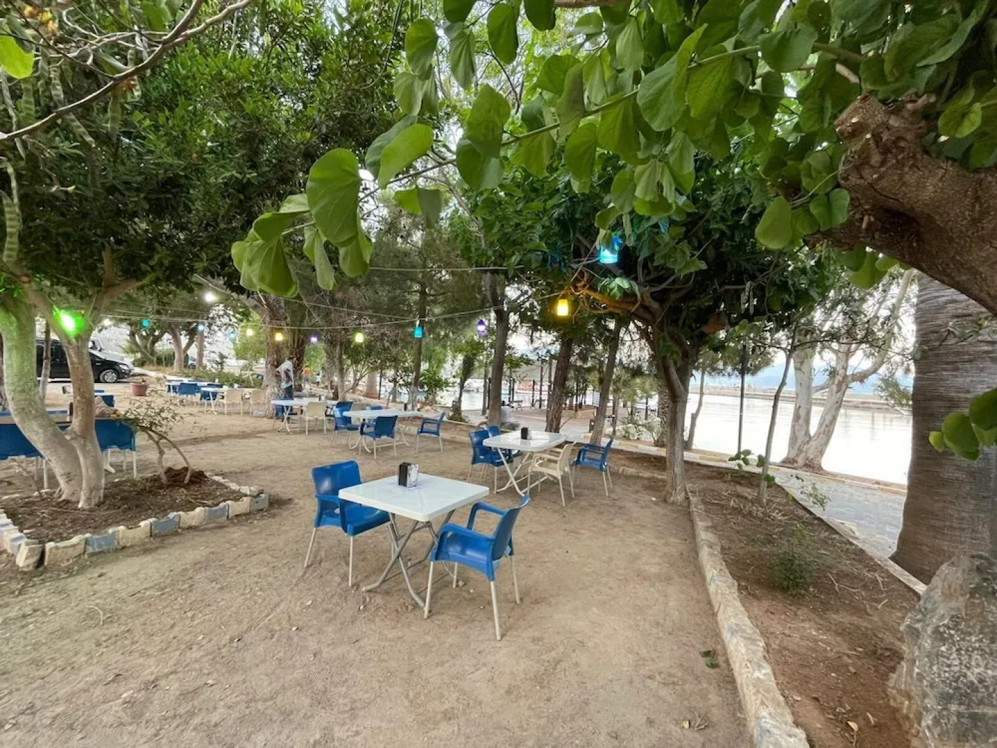 Ünlü Konaklama Kafe