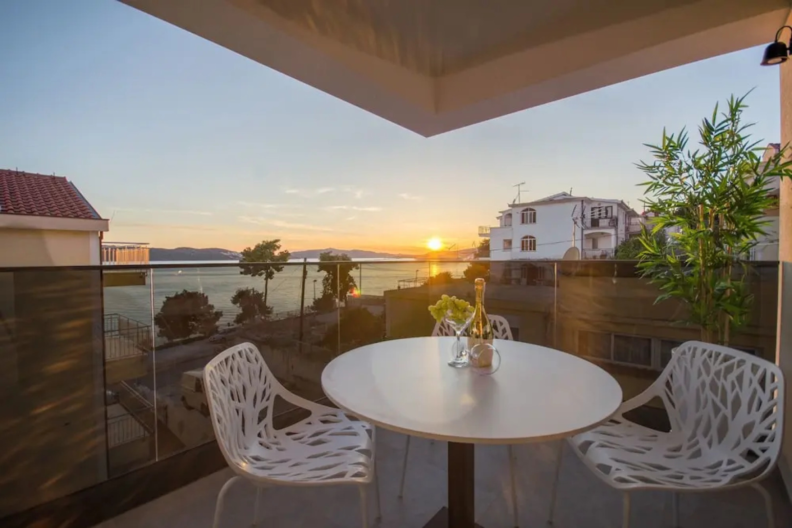 Luxury Apartments Royal M with Pool