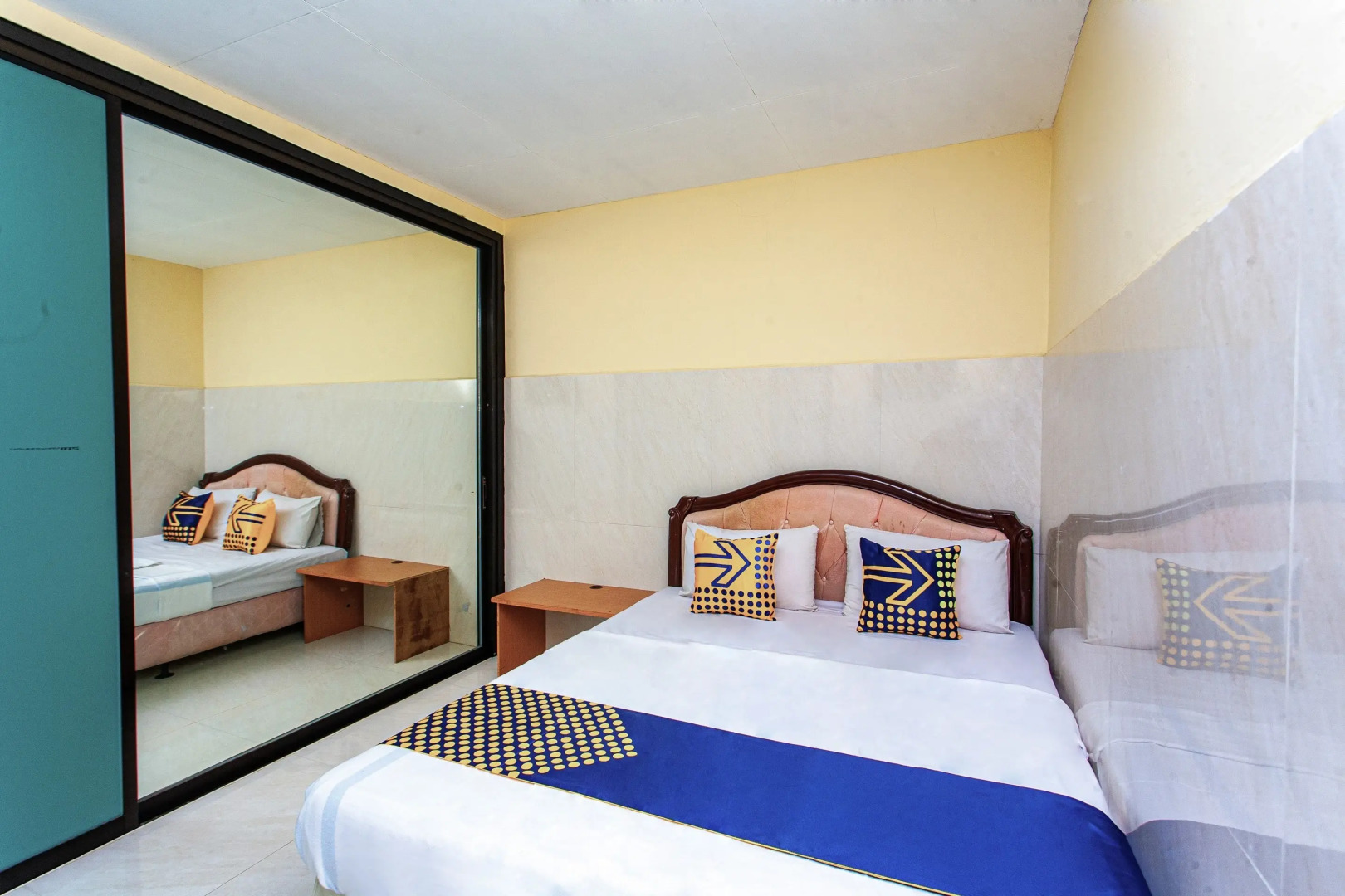 SPOT ON 2815 Hotel Damai