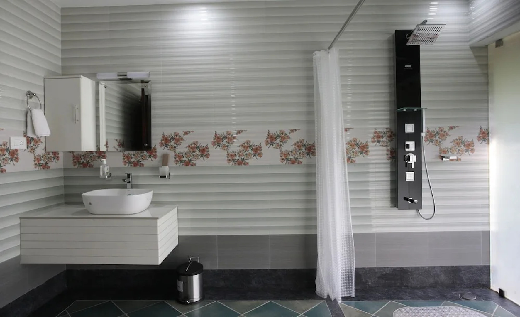 Neelambari Ecotourism Thrissur Aratupuzh