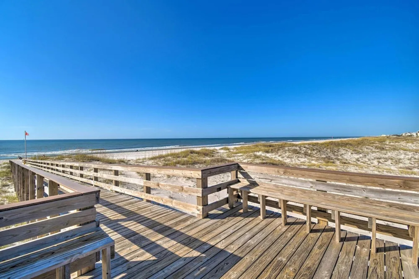 Resort Perks: Gulf Shores Beach-inspired Condo!