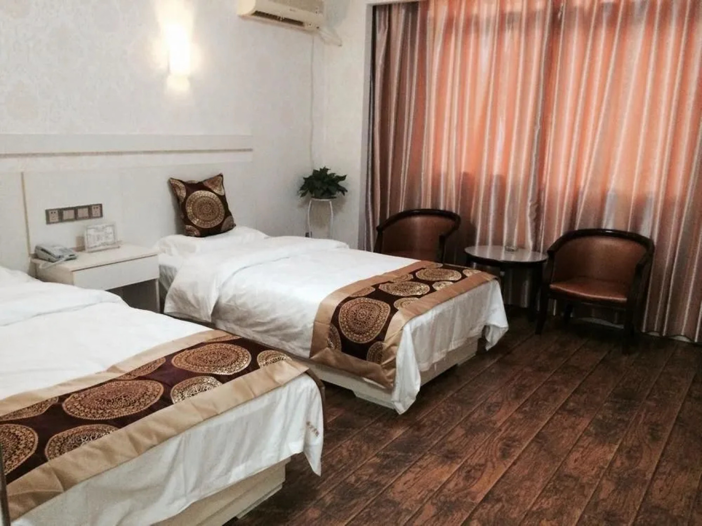 Quanjiao Dashijie Hotel