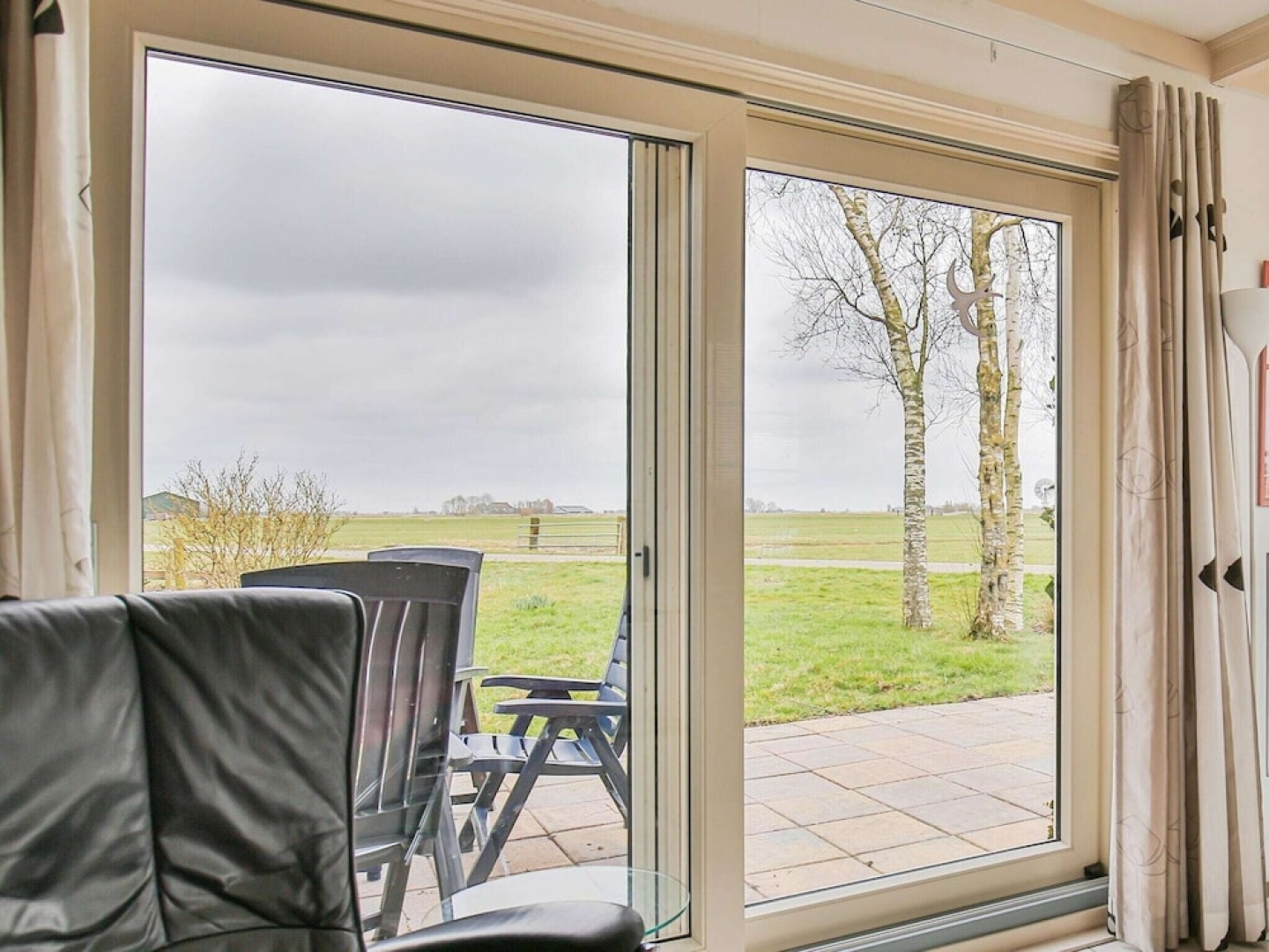 Quaint Holiday Home in Gerkesklooster with Hot Tub, Sauna & Fenced Garden