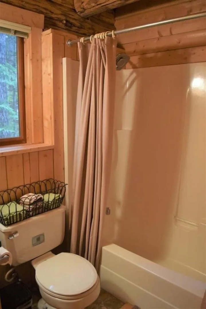 Cascade Log Cabin