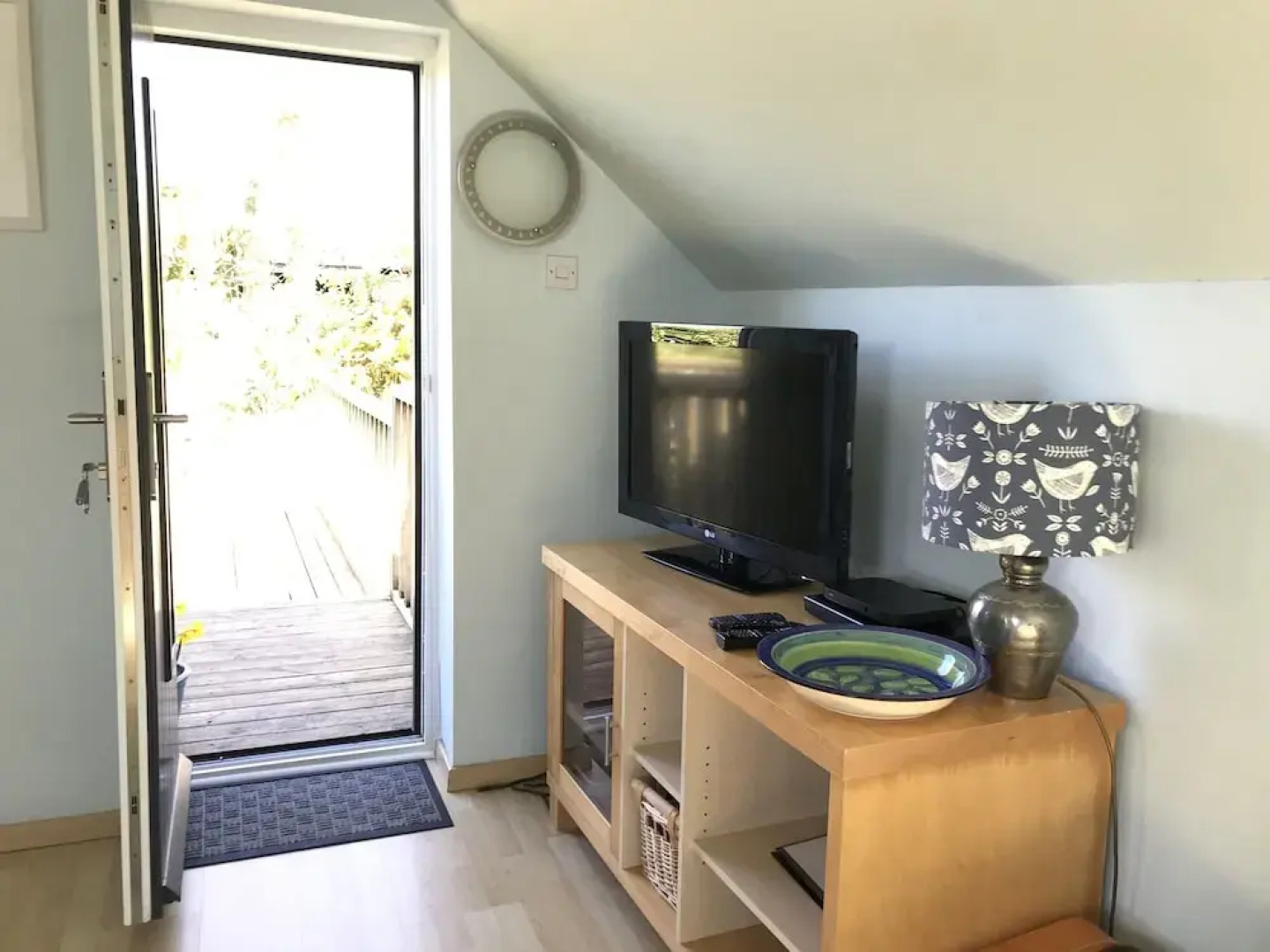 1-Bed Apartment Sleeps 2 - Patio -Bbq - Hot Tub